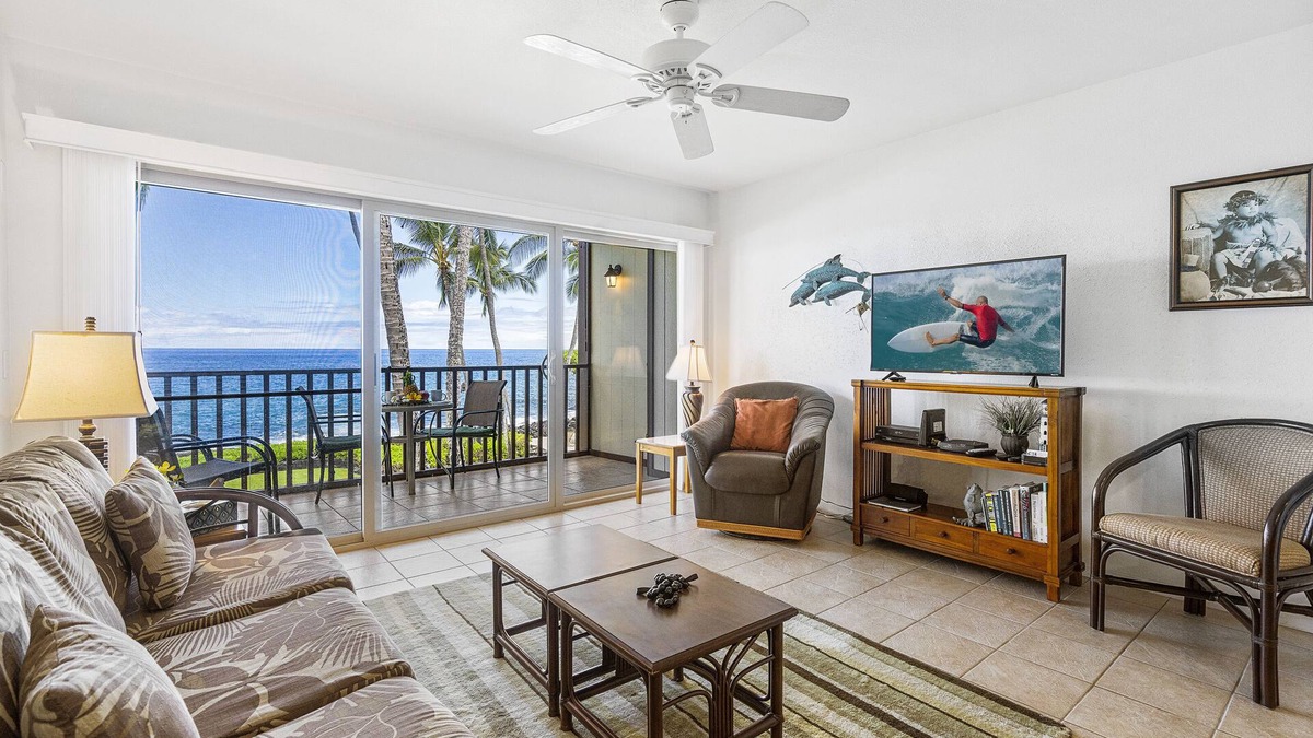 Kailua-Kona Condo | Kona Isle E-24 Direct Ocean front coner unit 2nd Floor,Sleeps 4, Spectacular
