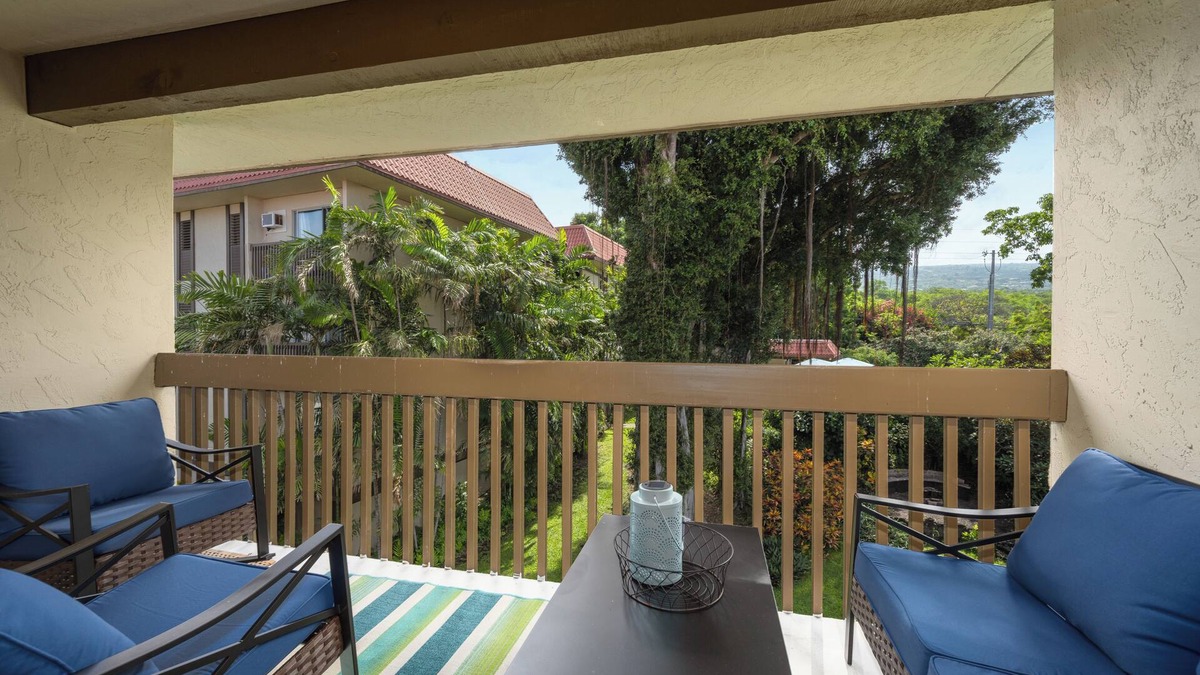 Historic Kailua Village Condo | Kona Mansions D226 | Transformed 2BR Garden View | Kona Town Retreat