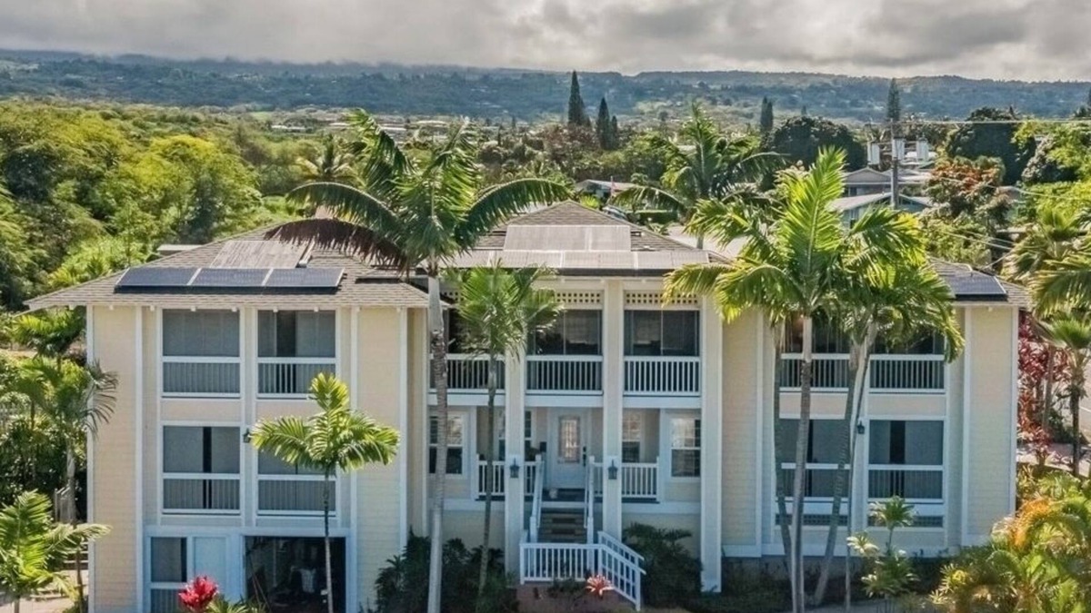 Historic Kailua Village House | Kona Trio: Rent 3 Private Units Together