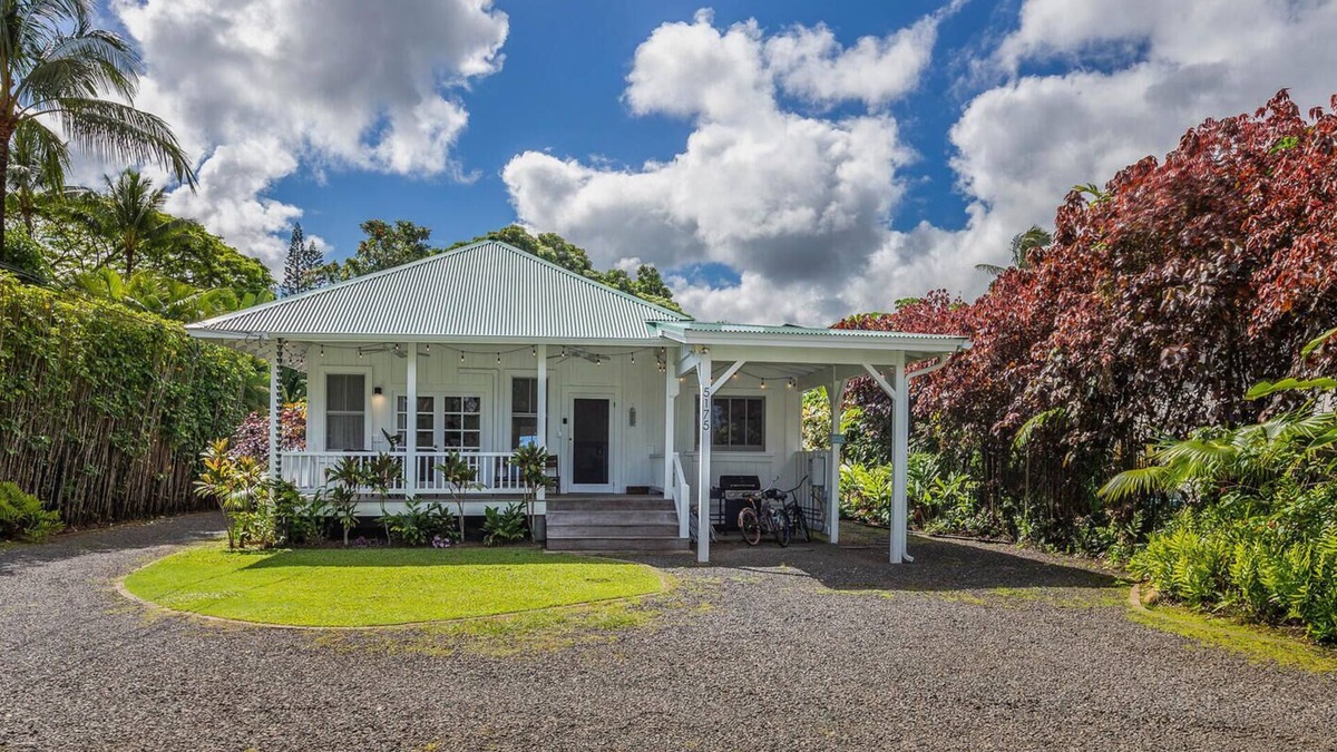 Hanalei House | Kuuipo Hale on Weke Rd in Hanalei - short walk to the beach & A/C! TVNC #1159
