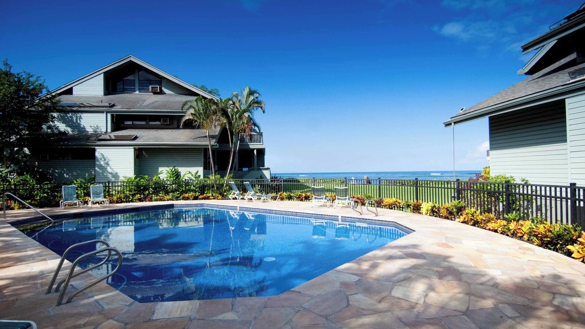 Kahana Condo | Lahaina 3 Bedroom Condo Sleeps 9