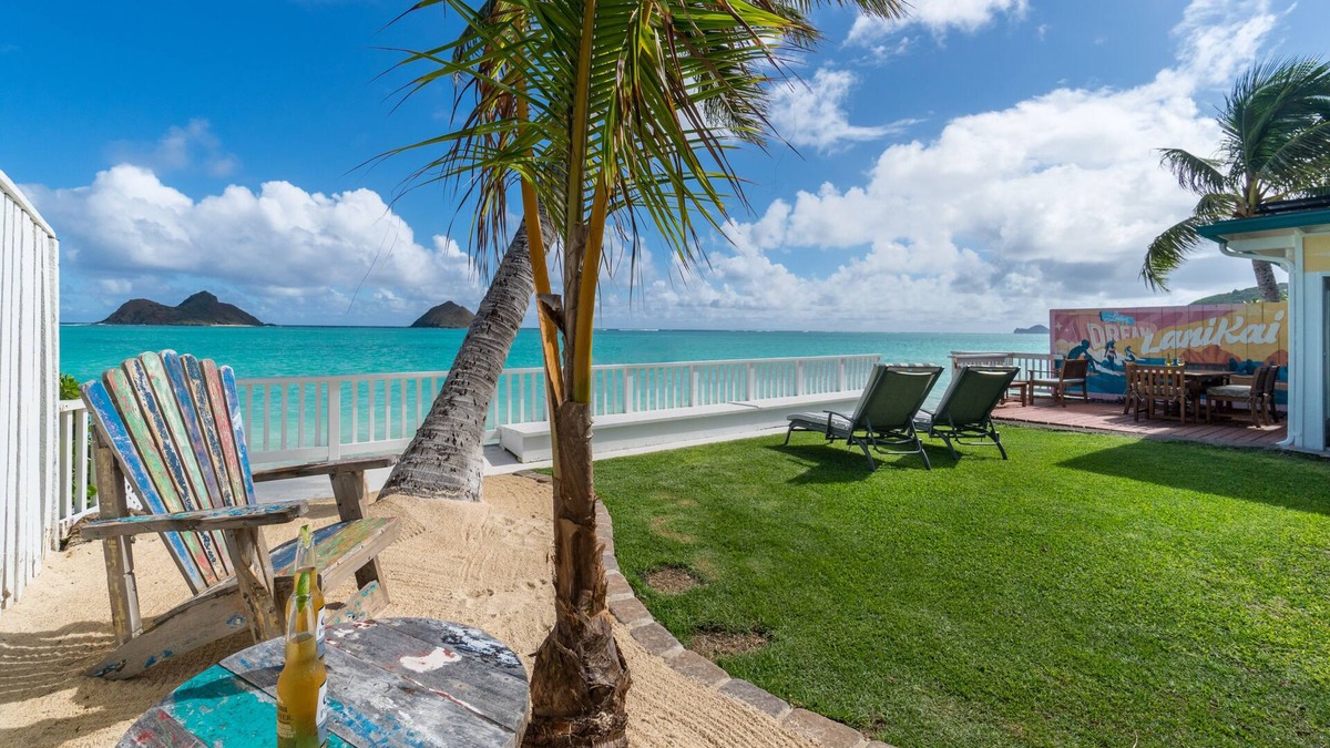 Lanikai House | Lanikai Beachfront - AUGUST CANCELLATION - BOOK NOW!