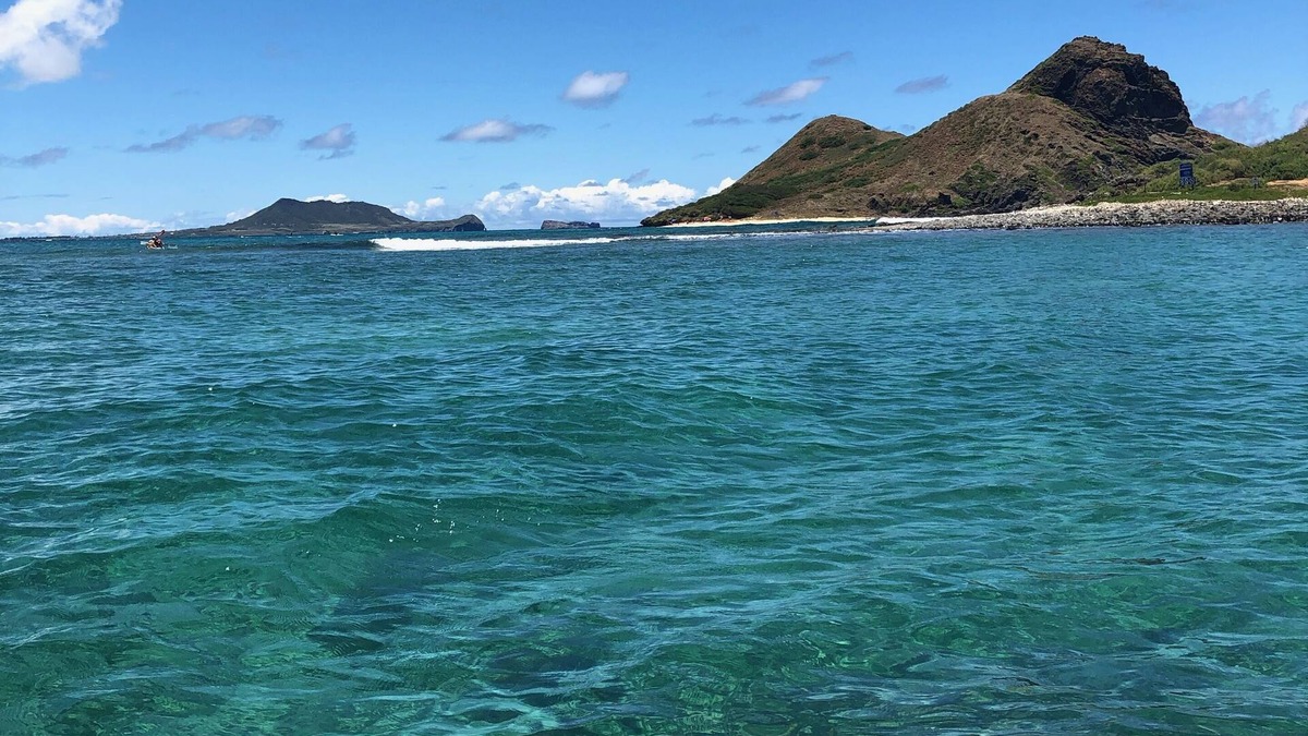 Lanikai House | Lanikai living . 5 minute walk from Lanikai Beach. Pool, tennis court & hot tub.