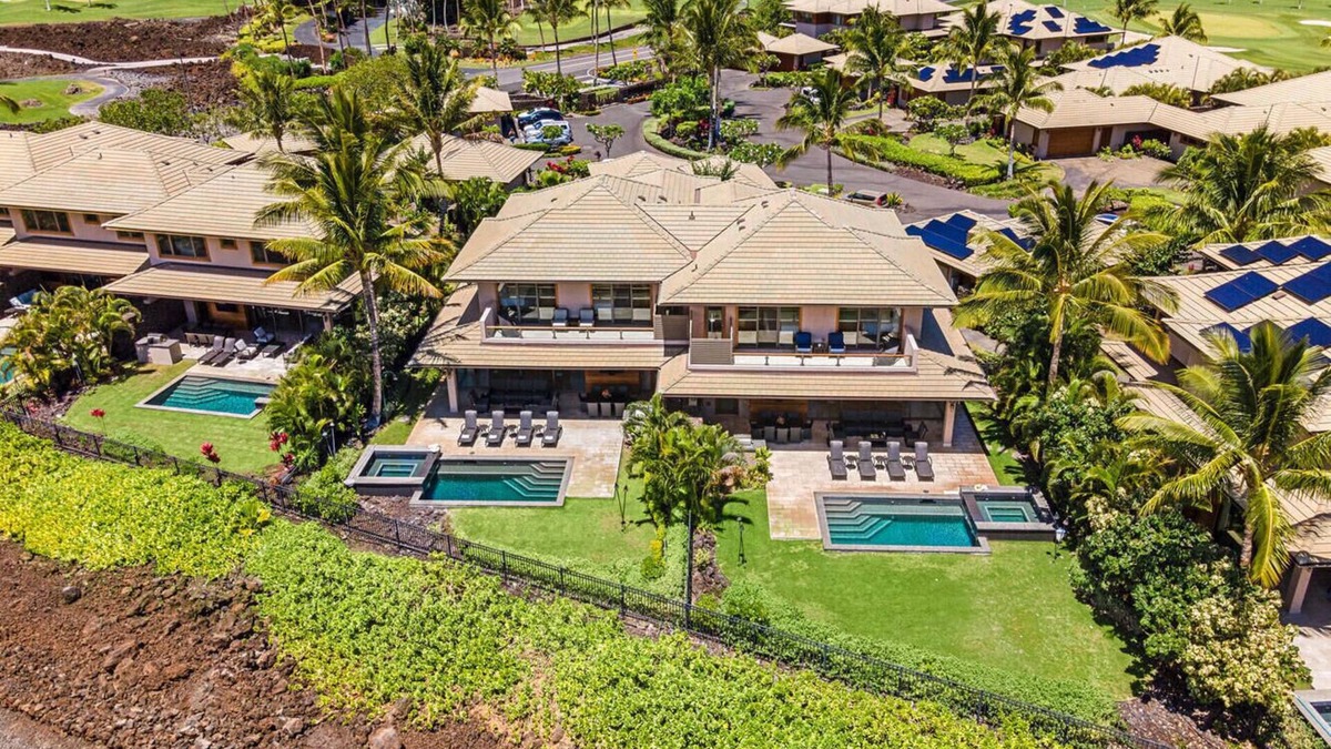 Kamuela Villa | Laule'a Ohana Retreat by Gather – 2 Mauna Lani Villas w/Golf Views, Dual Pools/