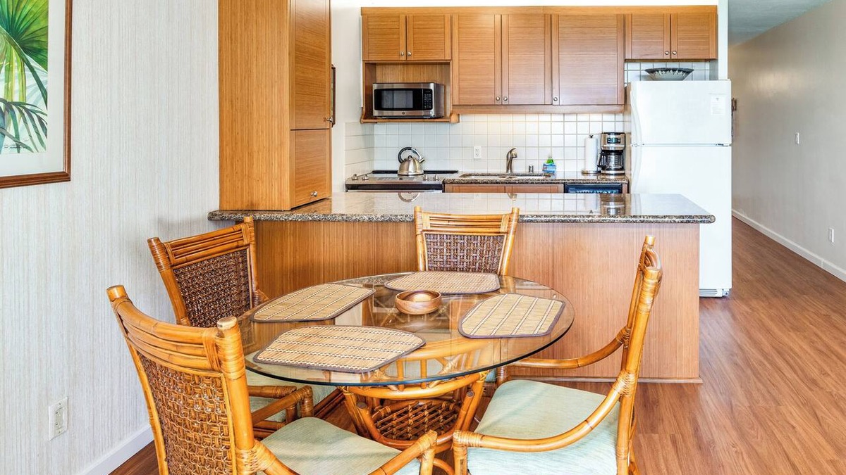 Kihei Condo | Leinaala Oceanfront #301 Oceanfront Views! A/C, wifi, Pool, Great Rates!