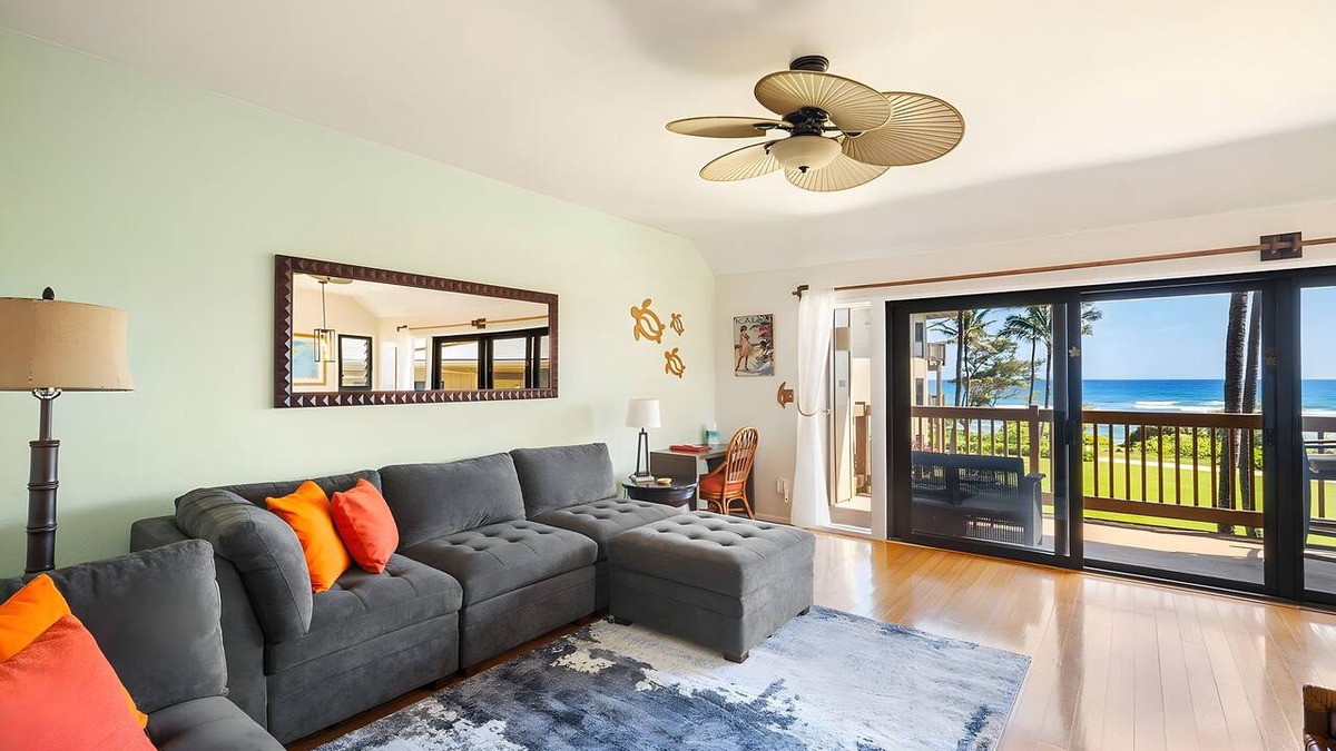 Lihue Condo | Lihue, Kaha Lani, Spacious 4 BR, Beachfront, Sleeps 12