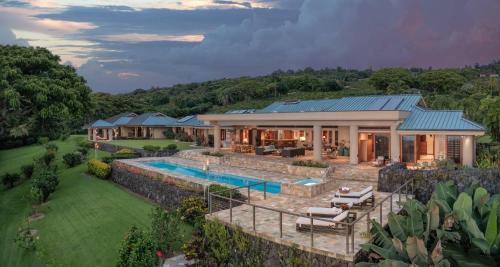 Honalo House | Lokahi Orchards