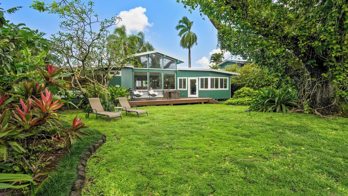 Hanalei House | Lokelani-a beautiful 3br/3ba home 2 blocks from the beach in Hanalei with AC