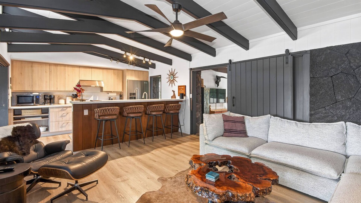 Kahaluu Bay House | Lovely 3 bedroom 3-bath house in Kailua-Kona Hawaii.