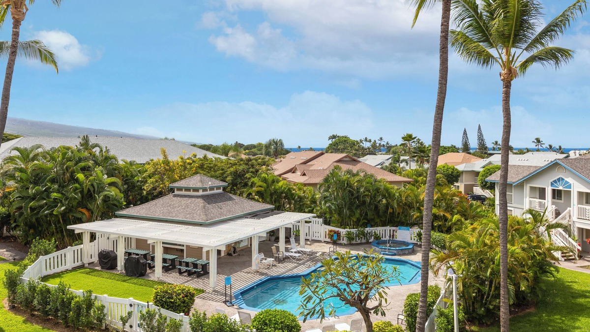 Kailua-Kona Condo | 🌴Lovely quiet location partial ocean views.This complex requires a 30 day minimum stay.🌴