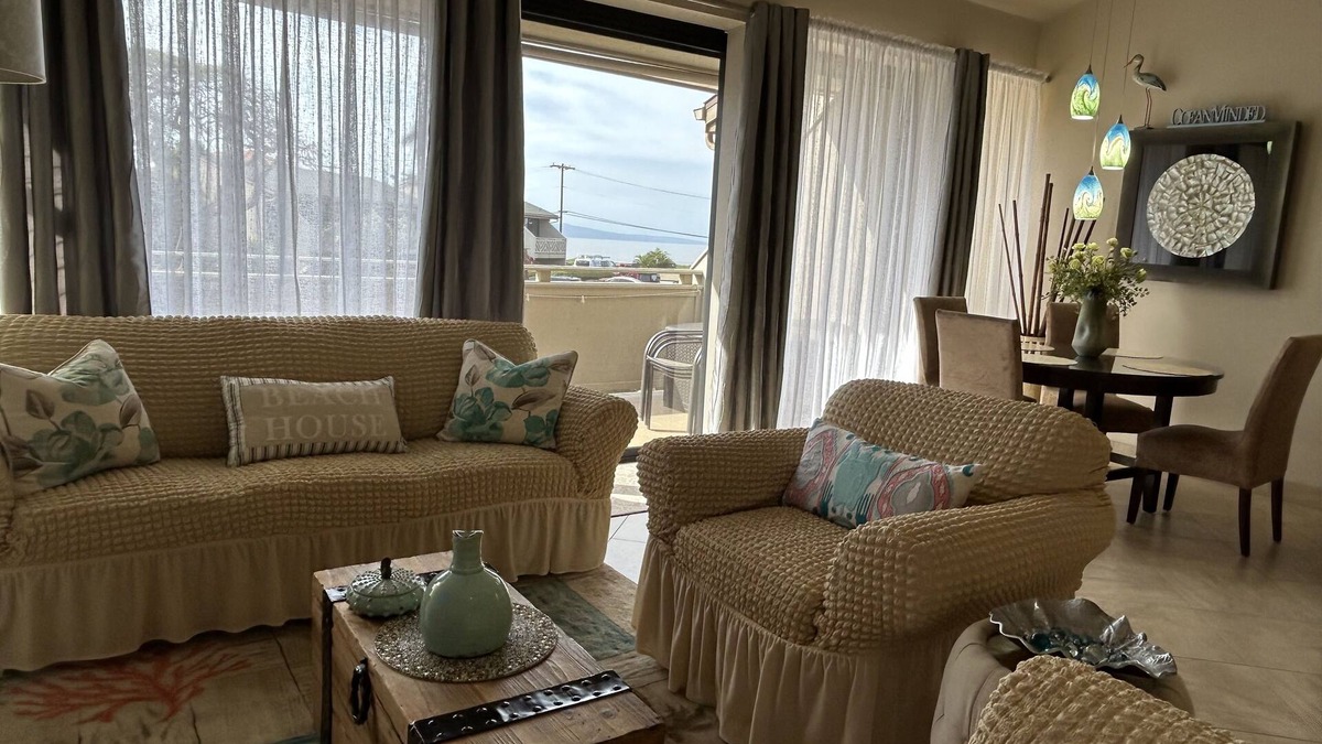 Kihei Condo | Luxurious condo, nice ocean view, wifi, W/D, pool & spa, 1 minute walk to beach