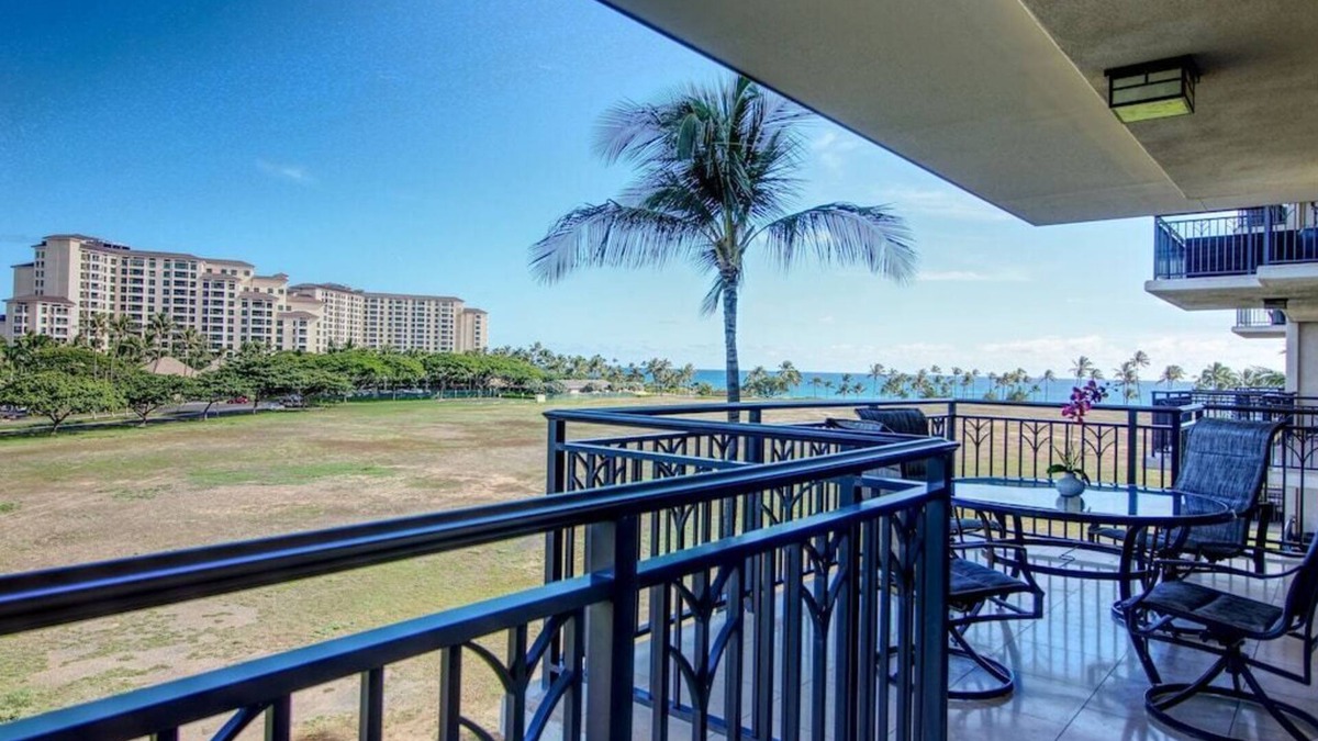 Ko Olina Condo | Luxurious Ocean View Suite at Beach Villas Ko Olina Resort - O421 End Unit