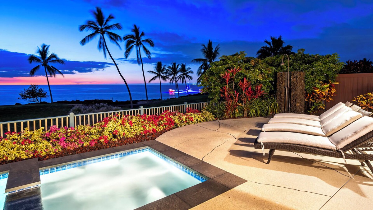 Keauhou House | 🌴Luxurious Oceanfront Home on Golf Course - Paradise Awaits - Holua Kai 7061🌴