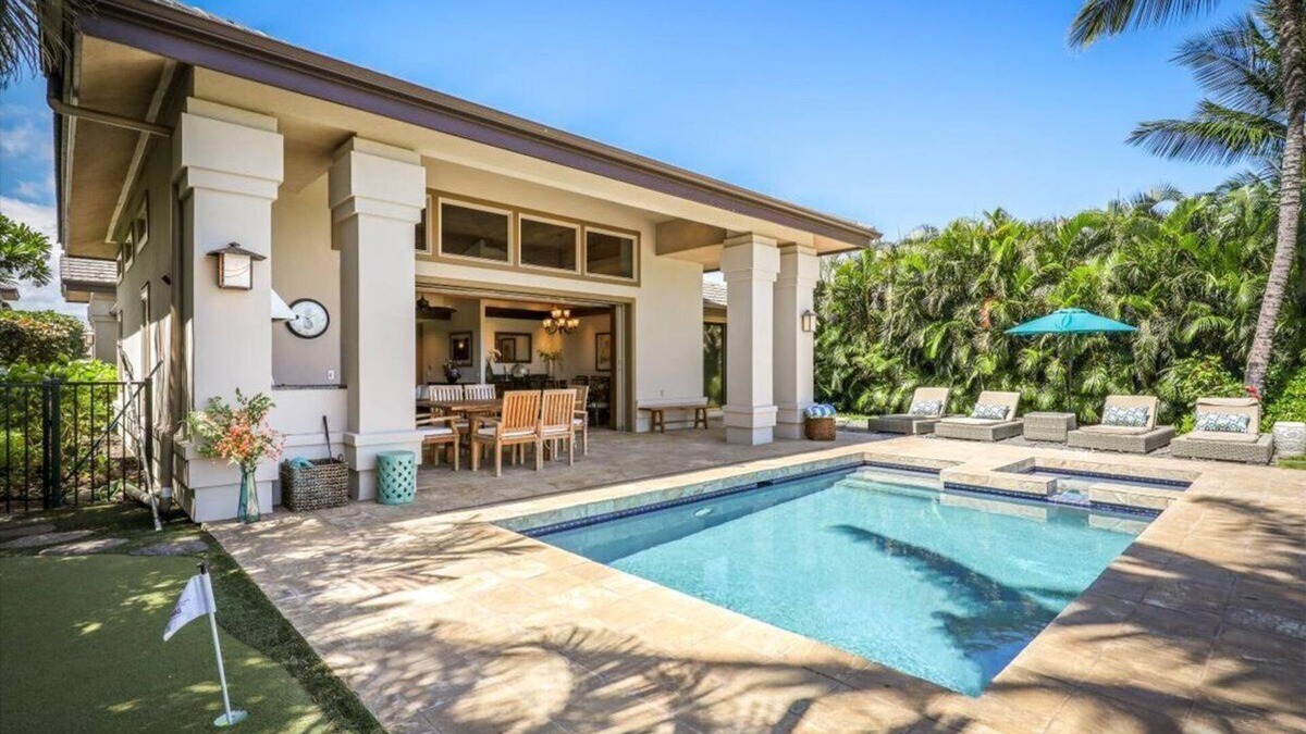 Kamuela House | Luxury 4 Bedroom with private pool & Spa