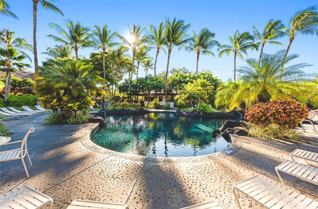 Kamuela House | Luxury in Palm Villas Golf Course Beach & Family Fun with Private Mauna Lani Beach Club Access