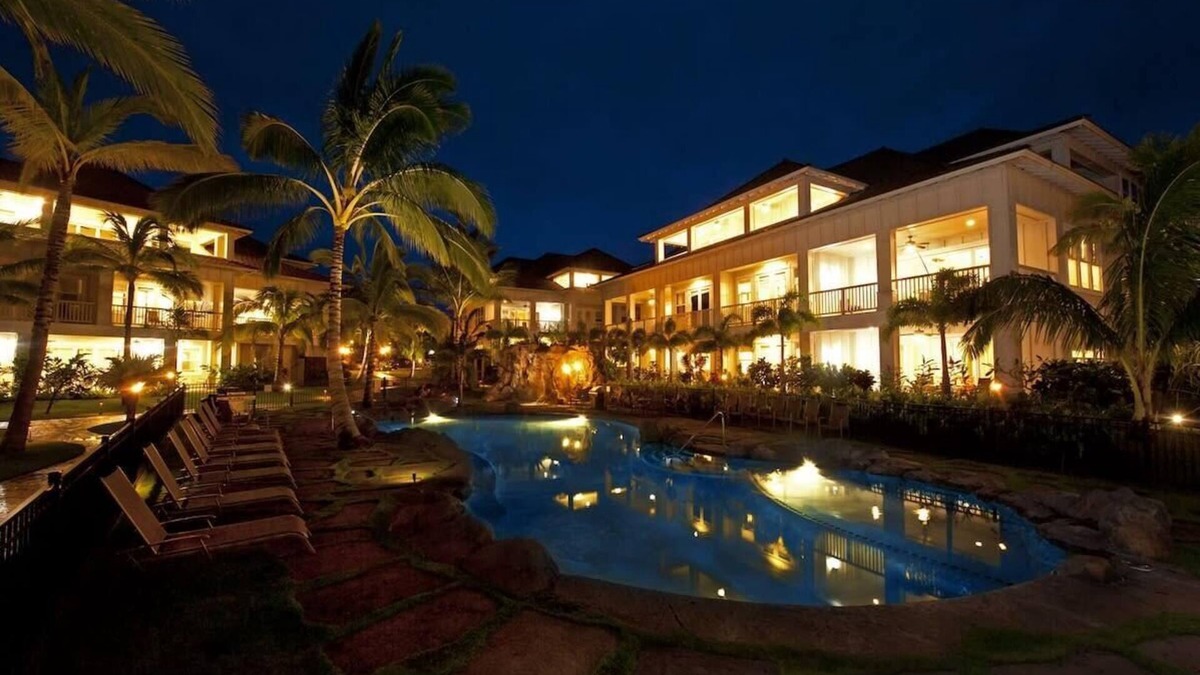 Poipu Villa | Luxury in Paradise l Beaches, Golf, Shopping
