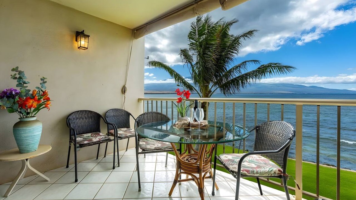 Maalaea Condo | Maalaea, Maalaea Kai, Spacious 4 BR, Beachfront, Sleeps 12