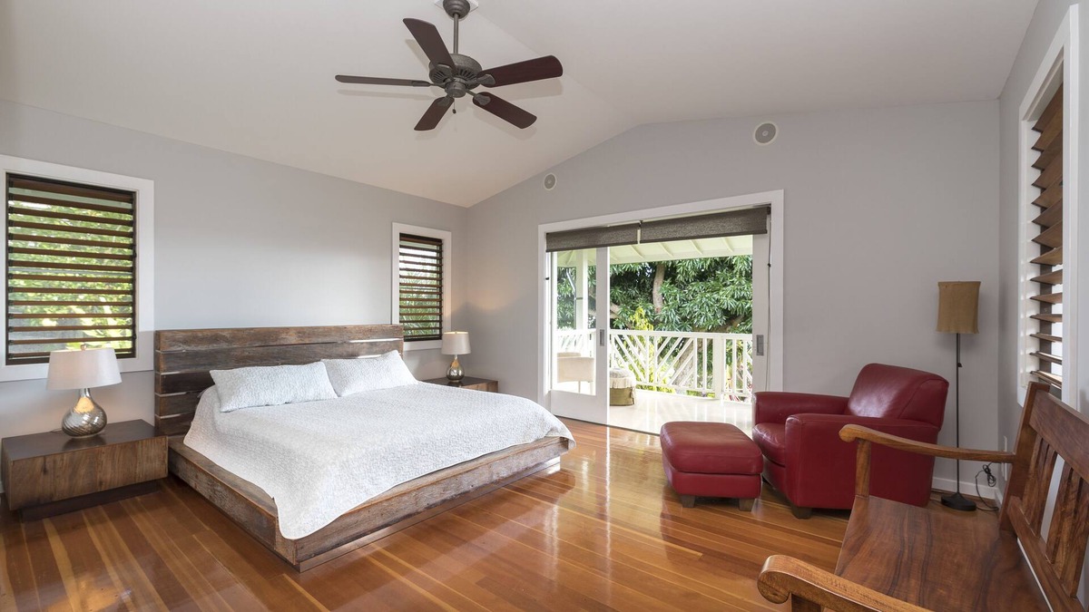 Makiki House | Magnificent Views & Privacy