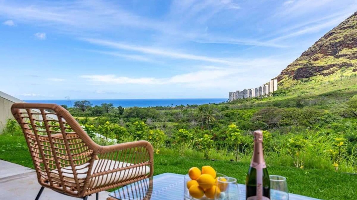 Makaha Valley House | @ Marbella Lane - 2 master suites | MT+Ocean Views