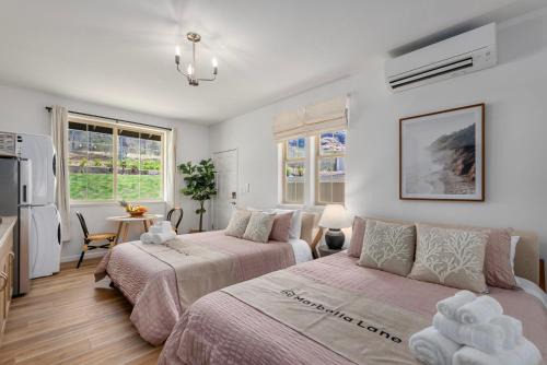 Makaha Valley House | #Marbella Lane - Blissful Mountain-View Studio in Makaha