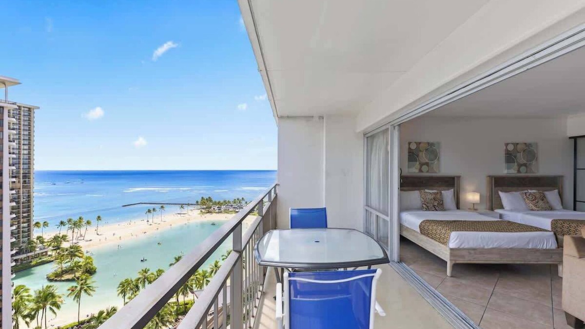 Waikiki Apartment | @ Marbella Lane Scenic Ocean & Lagoonview Studio