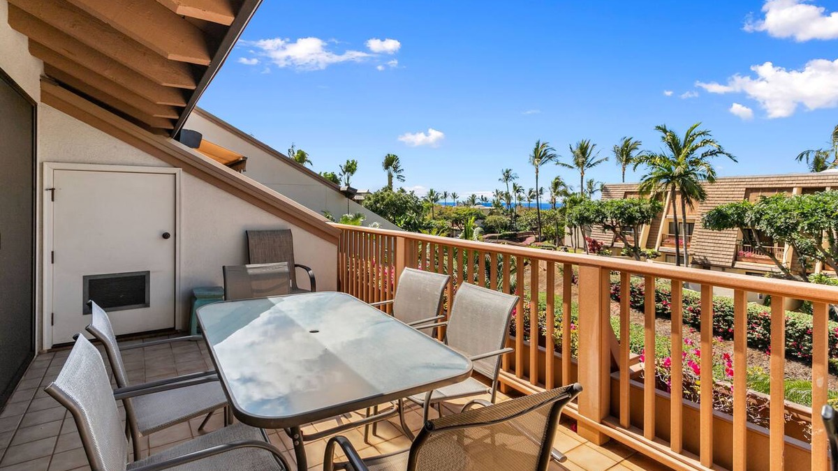 Kihei Condo | Maui Kamaole F-204 | Large Private Balcony!