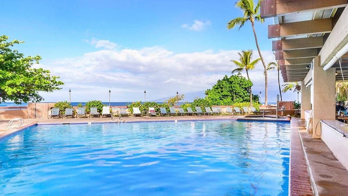Kahana Resort | Maui Vacation Near Ka'anapali & Kapalua