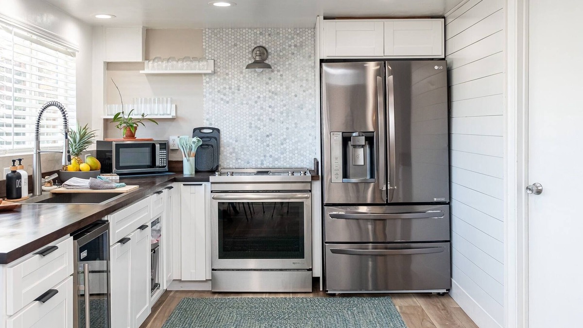 Hauula House | Mea Kanu Paradise, Beach Access, AC, Sleep up to 6