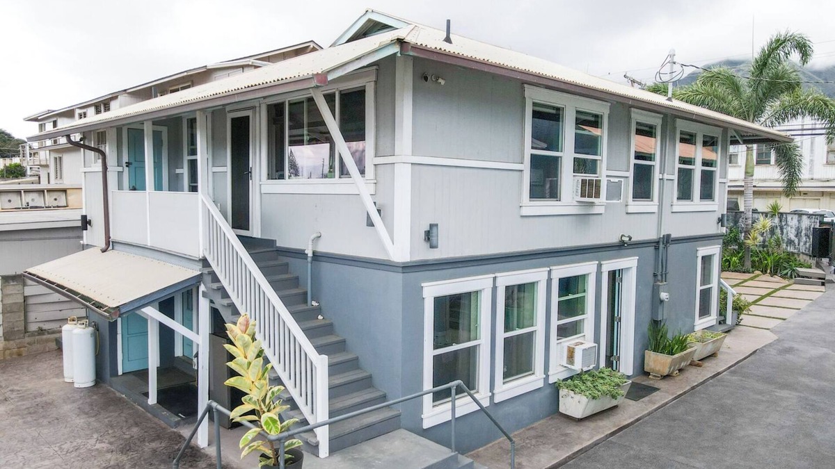 Wailuku Apartment | Modern 2BR/2BA Maui Retreat in the Heart of Wailuku Town | AC | Sleeps up to 8