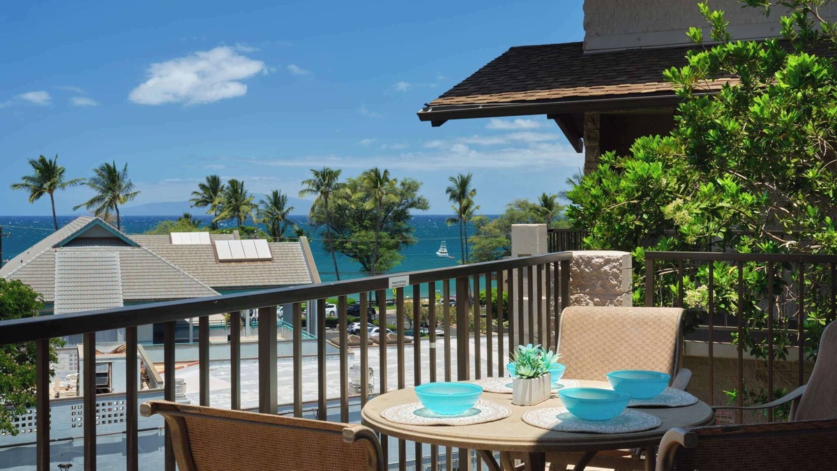 Kihei Condo | Modern condo oasis | Beach access | Stunning views