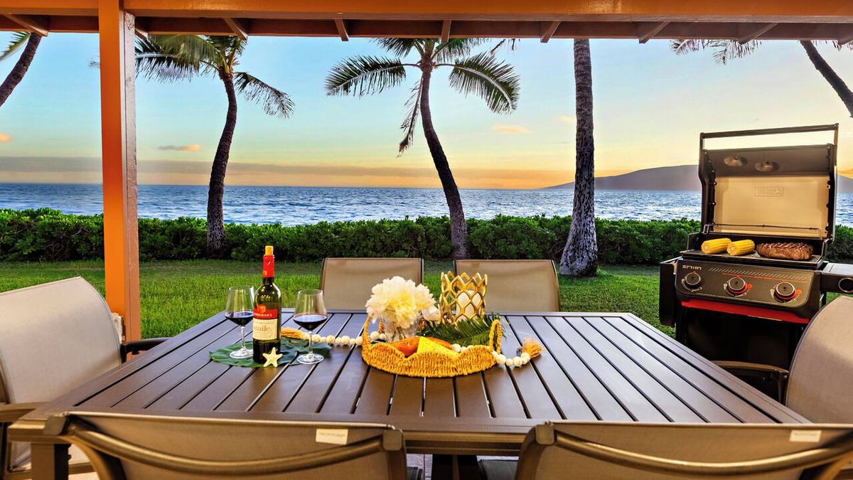 Downtown Lahaina Condo | Modern Oceanfront Luxury in Puamana