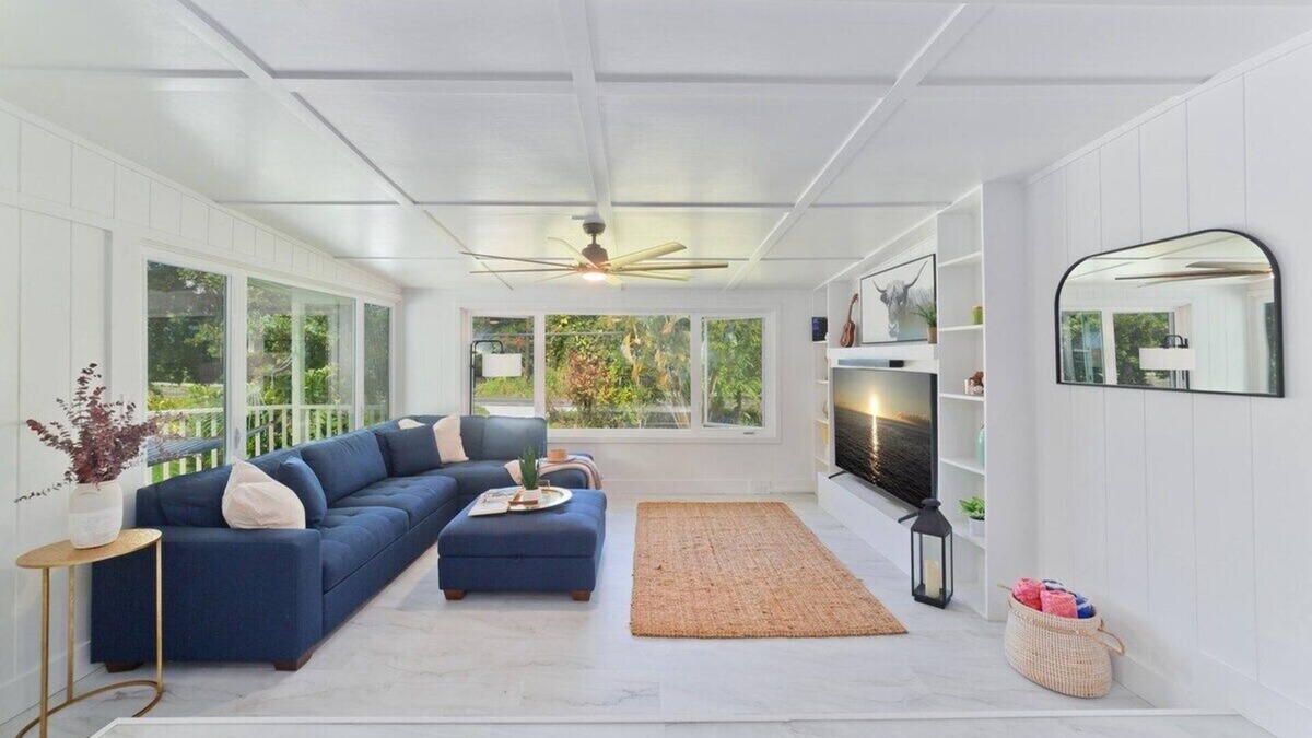Kealakekua Condo | Mountain Oasis: Modern Hawaii Home Nestled in Serene Surroundings