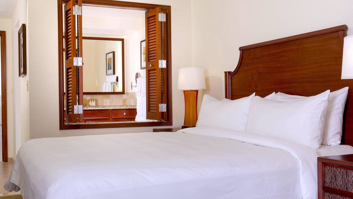Ko Olina Resort | Mountain View - 1 Bedroom - Marriott's Ko Olina Beach Club - Full Resort Access