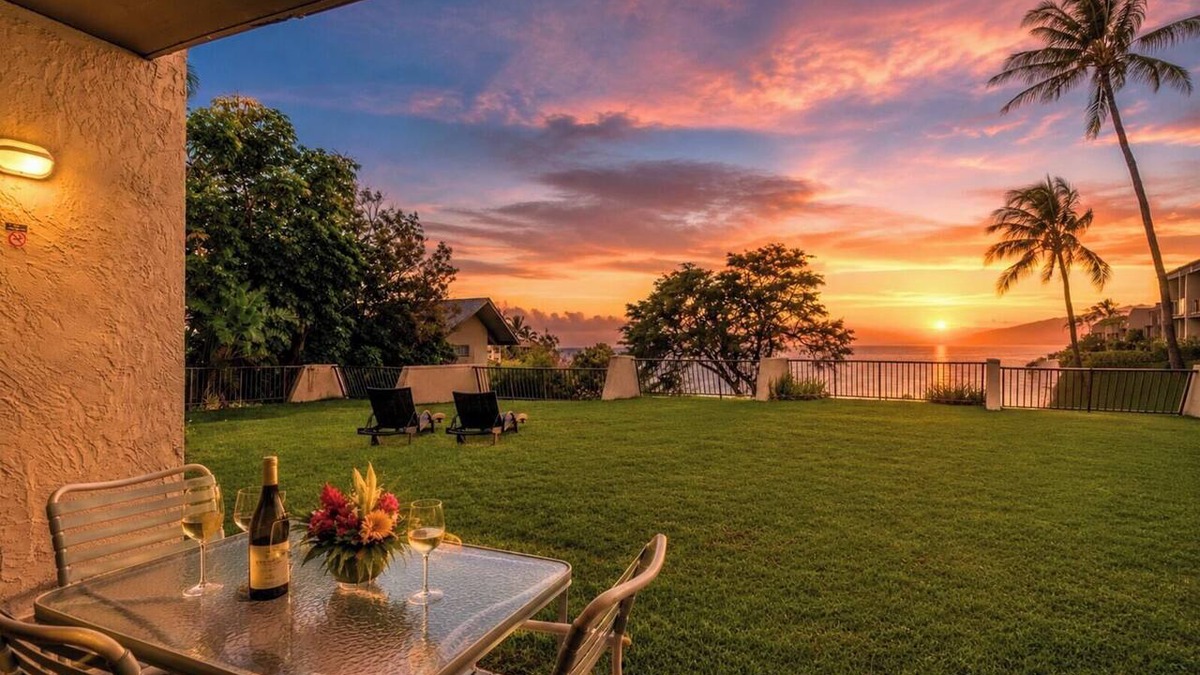Napili Condo | Napili Point | Oceanfront 5 BR, Sleeps 14 | Car Incl. w/6+ Nights | NAP ML-1301 by KBM