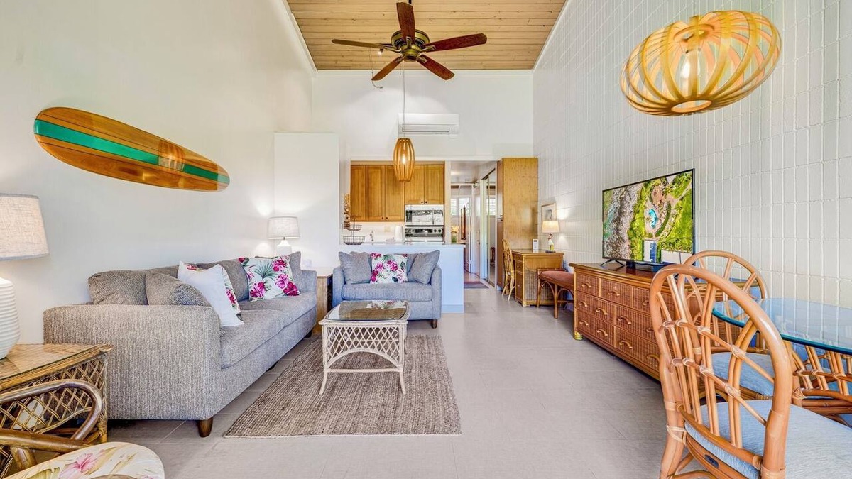Napili Condo | Napili Shores 1BR Condo – 2-Min Walk to Beach, Pools, AC & No Resort Fees