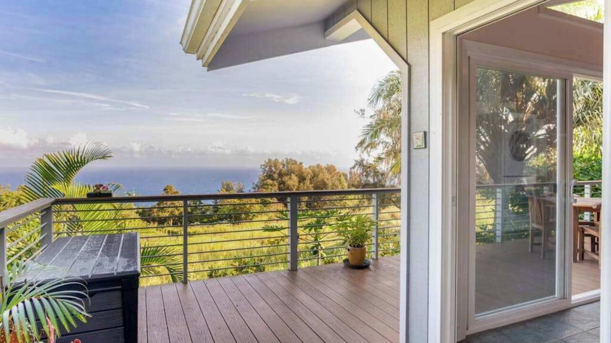 Kukuihaele House | NEW Fall $ale Big Ocean Views on the Hamakua Coast Near Honoka'a