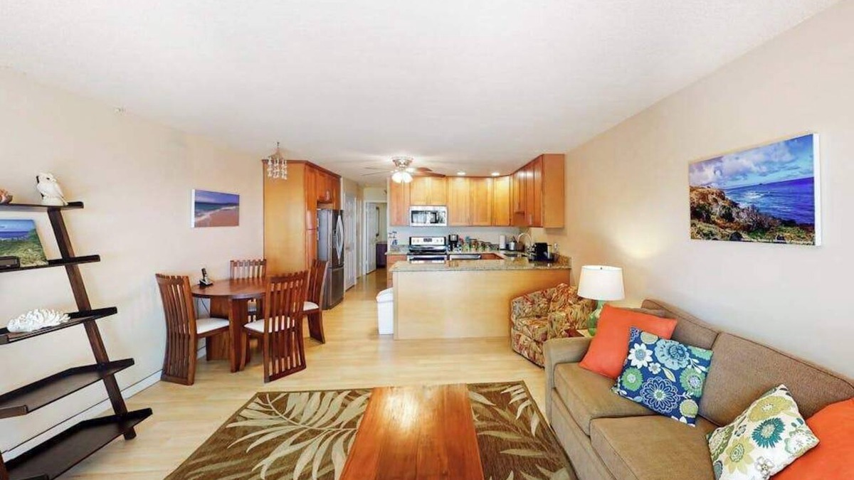 Ualapue Apartment | NEW Fall Sale Second-Floor Molokai Condo with Pool, Tennis and Views