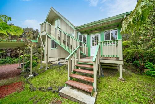 Ohia Estates Apartment | NEW - Kilauea Cottage - Volcano NP- Golf - Winery