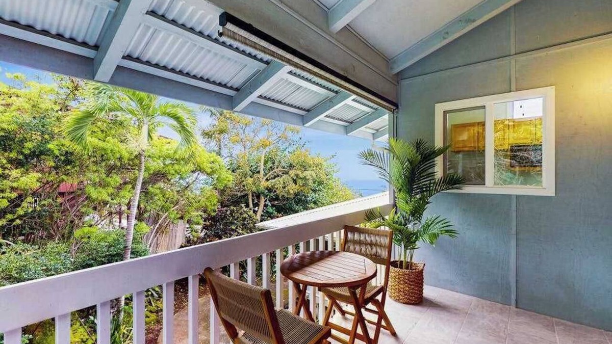 Kailua-Kona Apartment | New Kona Ohana Studio with Bay Views Near Magic Sands