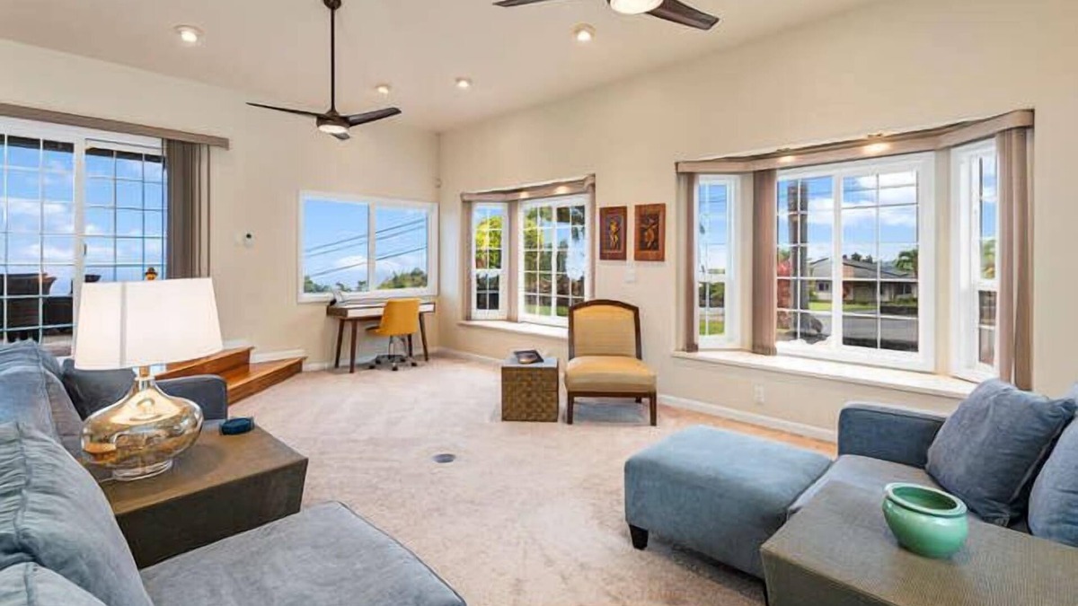 Kealakekua House | NEW LISTING - Authentic Hawaii Experience near shops