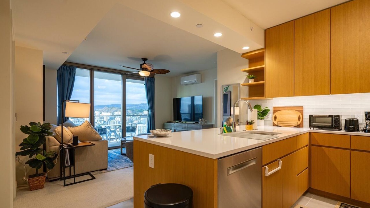 Ala Moana Condo | Newly Built at Sky Ala Moana 2 Bedroom! Great Oceanview! (SAW3508)
