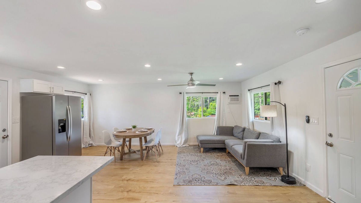 Wahiawa House | Oahu 2BR - AC, WiFi + Near North Shore, Surf&Hikes