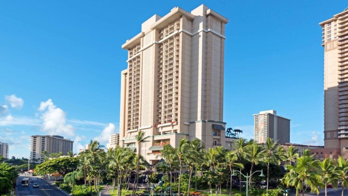 Waikiki Resort | Oahu Resort 2 Bedroom Villa Sleeps 6
