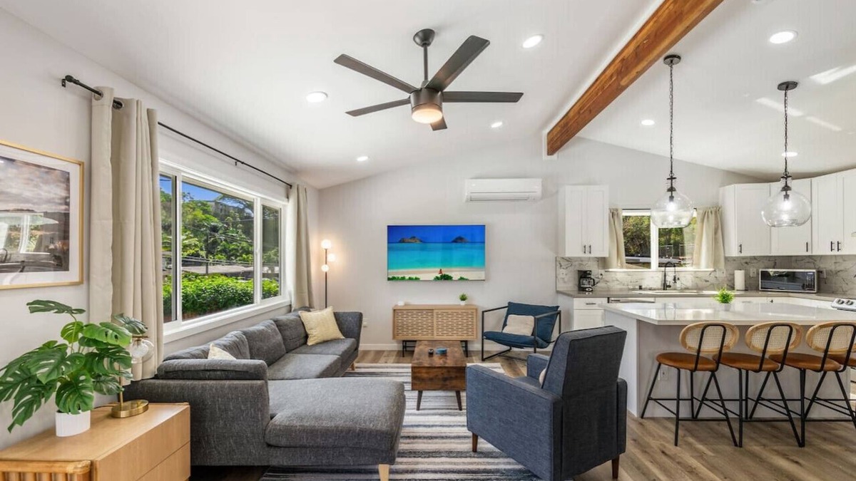 Mililani House | Oasis Retreat: Beautiful 4BR 2BA