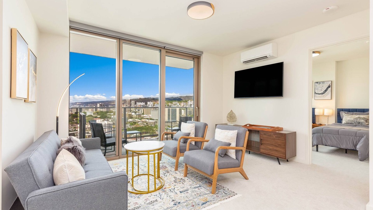 Ala Moana Condo | Ocean-City Luxurious Vacation at the Sky Ala Moana with Amazing Amenities
