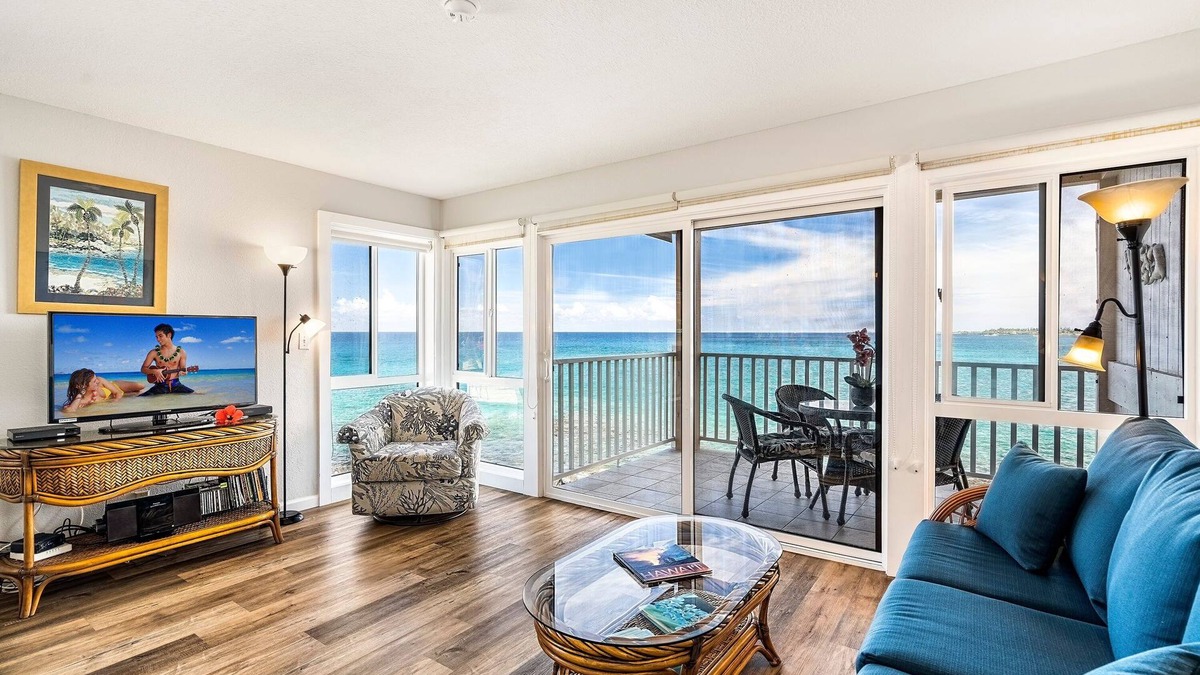 Kailua-Kona Condo | 🏖️Ocean Front | Fantastic Views | Corner Unit