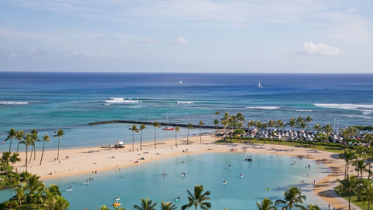 Waikiki Condo | Ocean & Lagoon Views. North of the Hurricane Zone. Feel free to book!