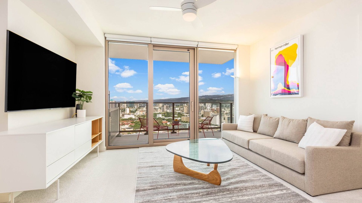Ala Moana Condo | Ocean-MT Views From the Luxury Sky Ala Moana Condo with Amazing Amenities