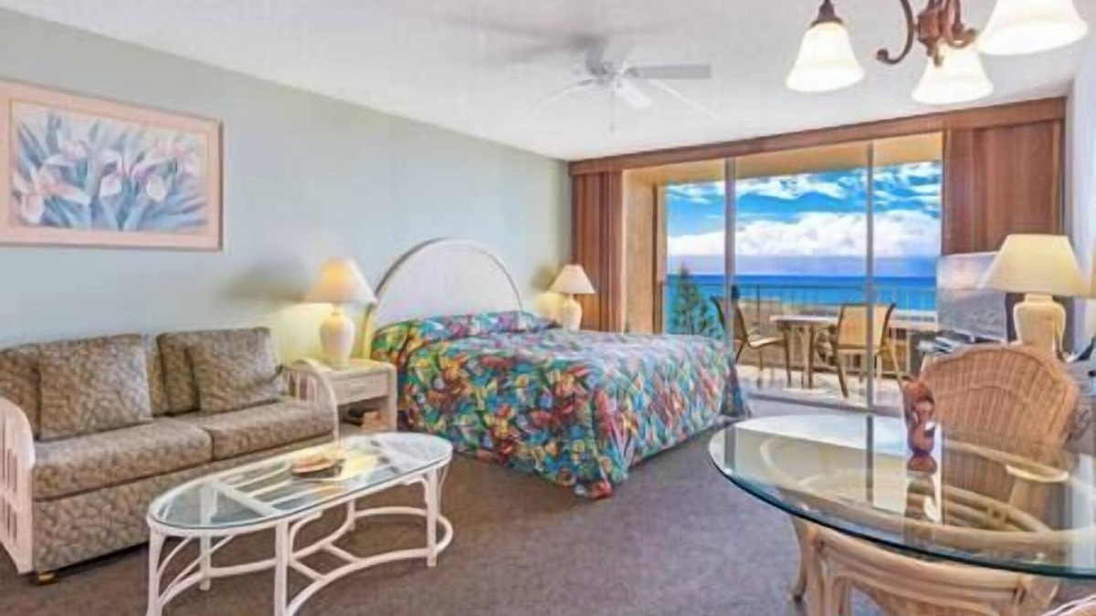 Kahana Apartment | Ocean view 10th floor studio @ oceanfront resort