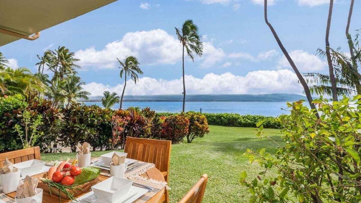 Maalaea Condo | Ocean-view 1BR condo with pool, AC and beach access-Maalaea Banyans 112